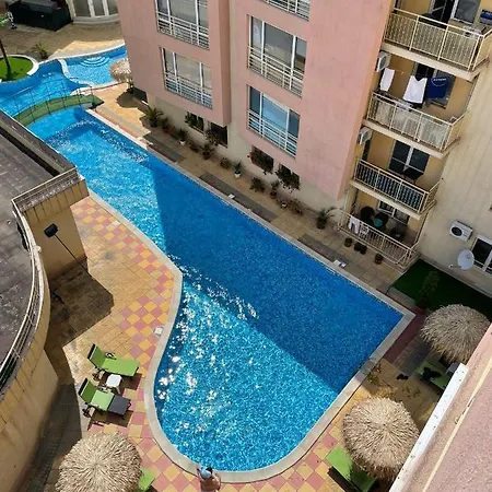 Palm Court A26 Слънчев бряг